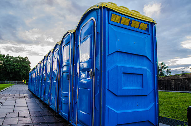 Best Portable restroom trailer rental  in Oakland, IA